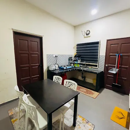 Rania Homestay Beserah Kuantan Exterior photo