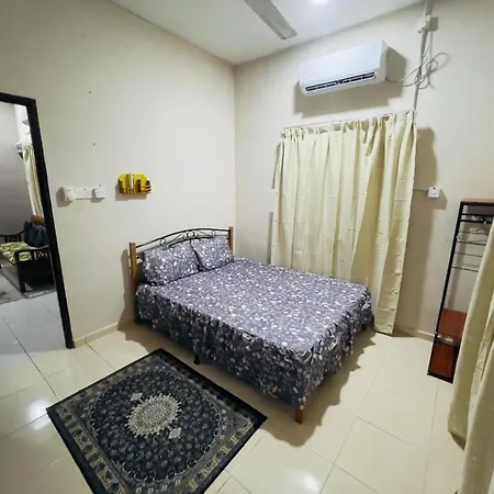 Rania Homestay Beserah Kuantan Exterior photo