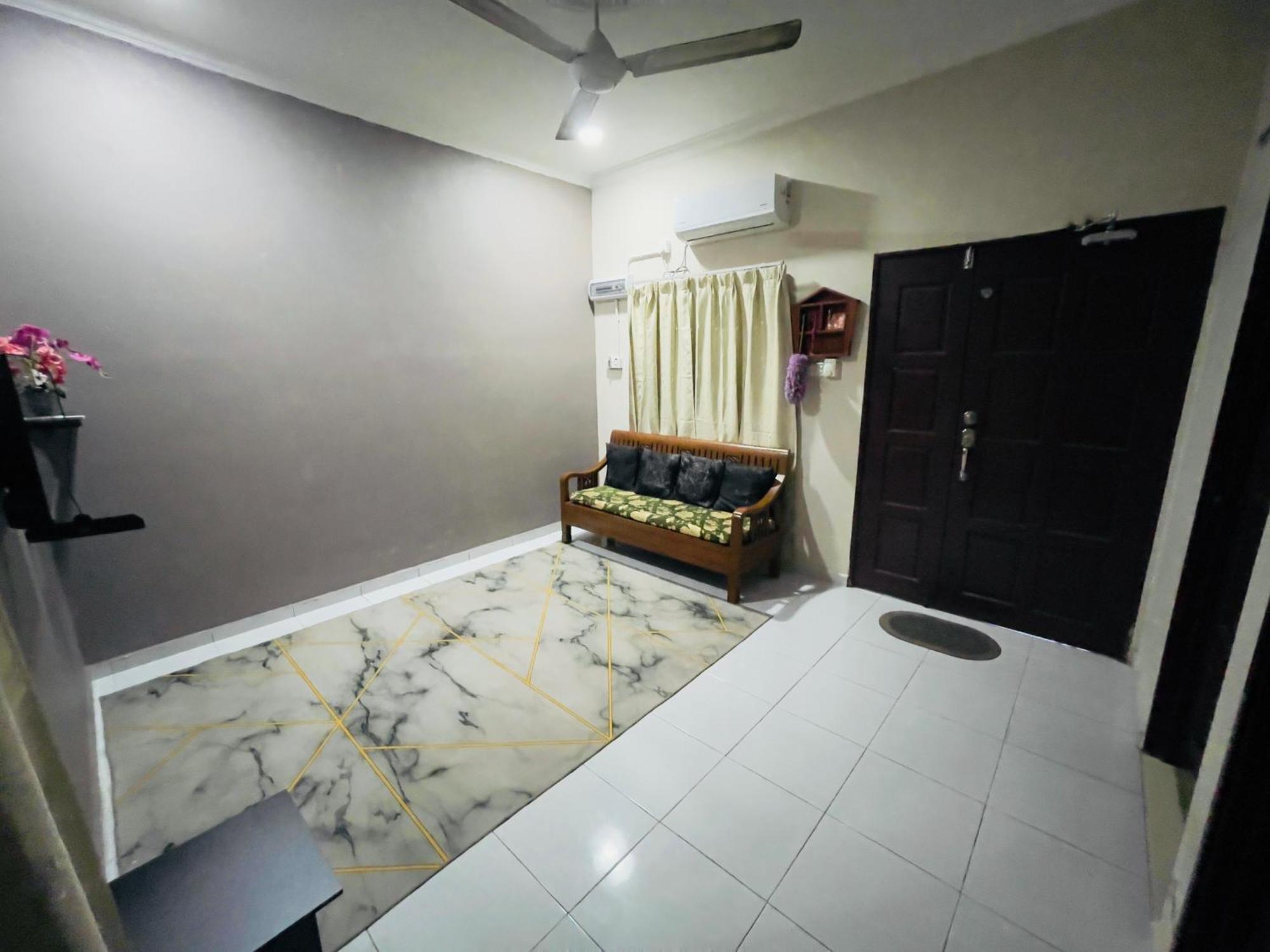Rania Beserah Holiday home